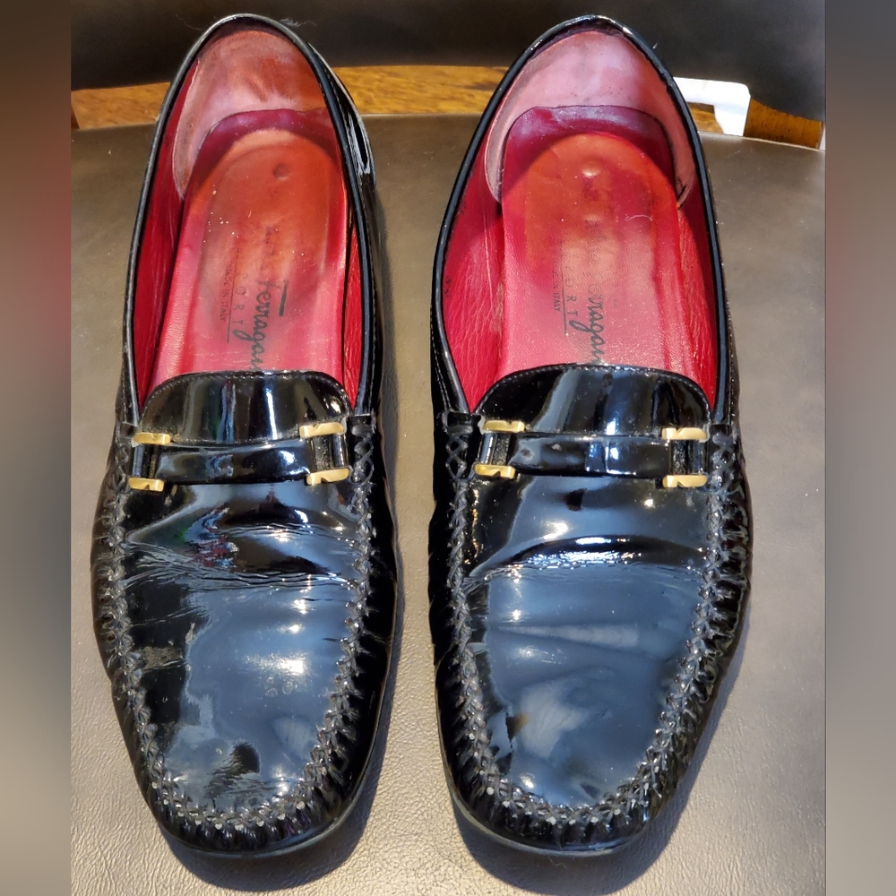 VGC Ferragamo Sport Black Patent Leather Loafers w/ Buckle Women's Size US 9.5